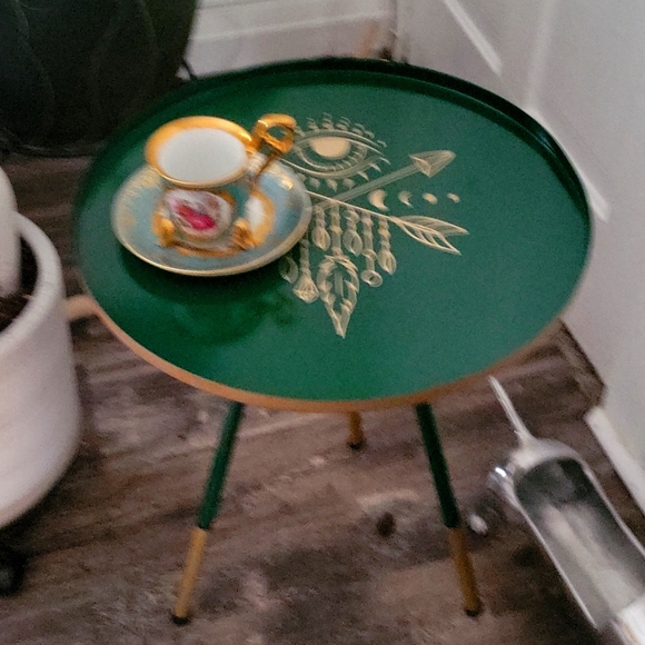 Third Eye 👁️ table - Picture 5 of 5